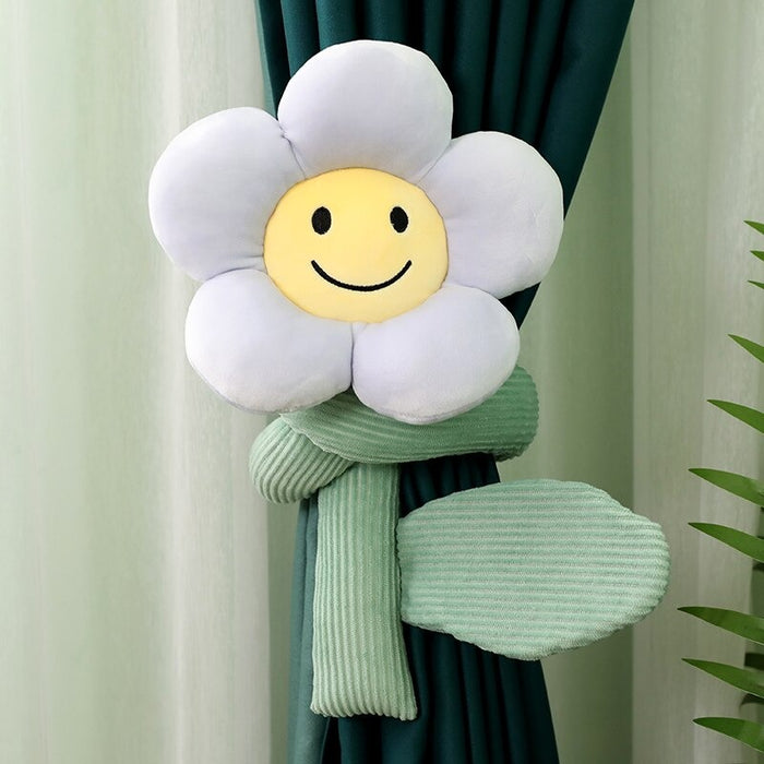 The Plush Flower Curtain Buckle