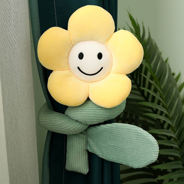 The Plush Flower Curtain Buckle